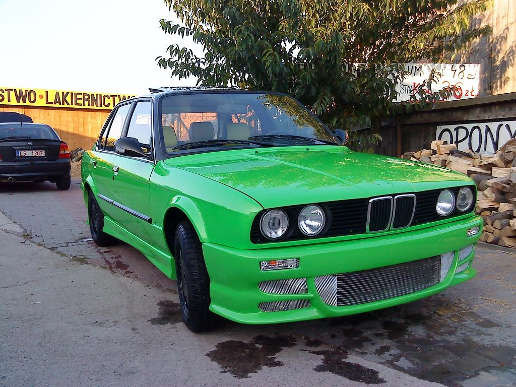 BMW E30 - 1988